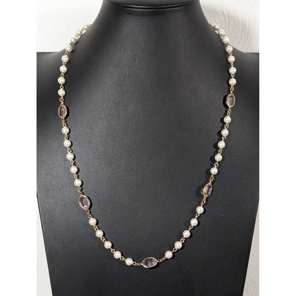 Vintage White Faux Pearl Pink Bezel Beaded Necklace Classic 22 inch - Picture 2 of 9
